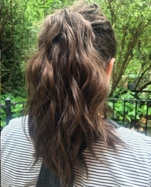 Simple wavy ponytail