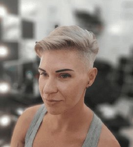 35 Fancy Short Hairstyles for Women Over 30 Chic in 2022 (With Images)