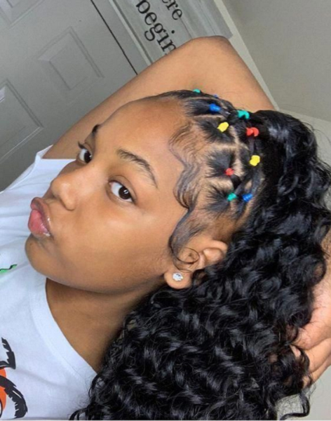 High Rubber Band Ponytail on Wavy Hair
