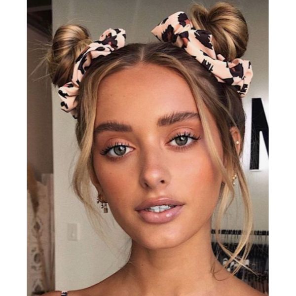Space Buns With Scrunchies
