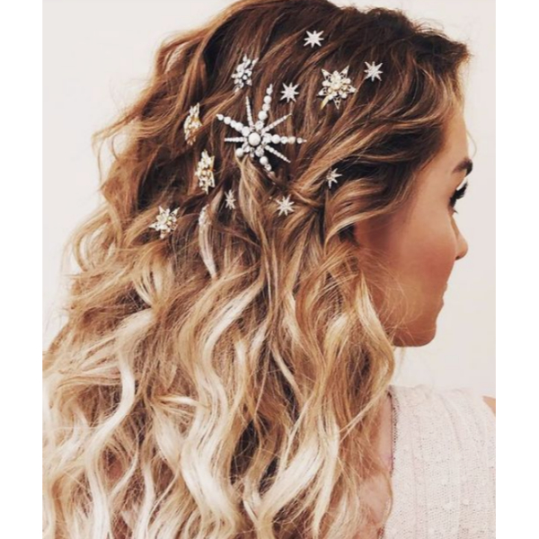 Snowfall-Inspired Christmas Party Curls